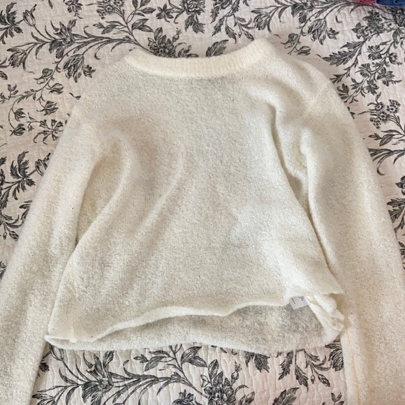 Brandy Melville sweater - Picture 1 of 1